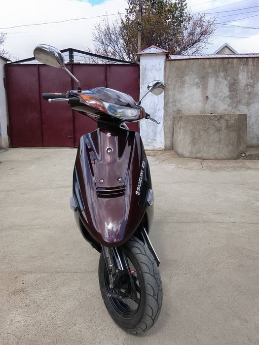 Продам мопед Сузукі