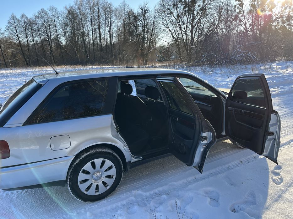 Ауді А 6  1997 р в доброму стані