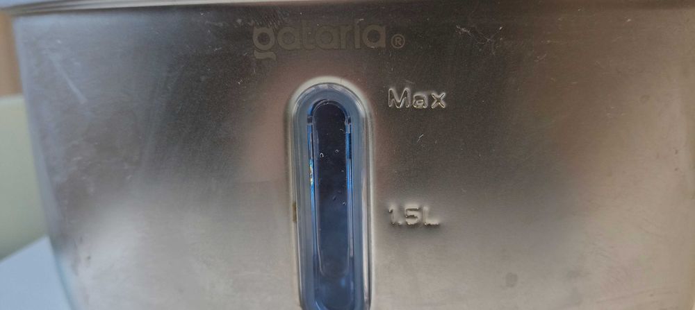 GATOS: Fonte de água
