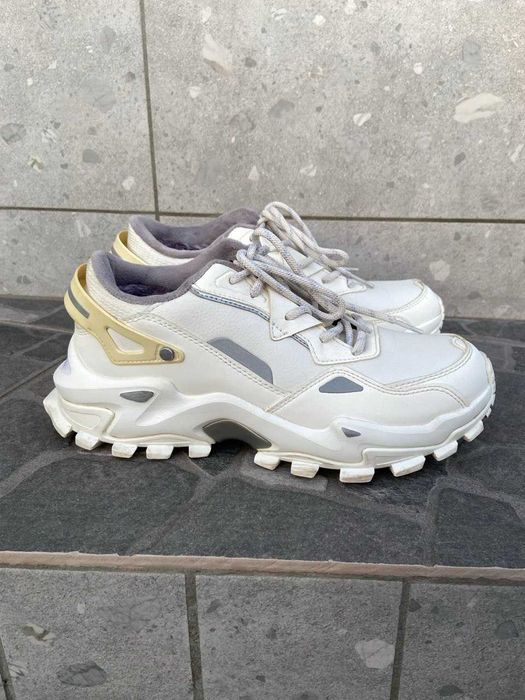 Зимові утеплені кросівки Xtep