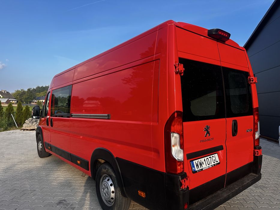 Peugeot Boxer Brygadówka 7 osobowa zabudowa