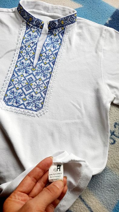 Вишиванка-футболка на хлопчика