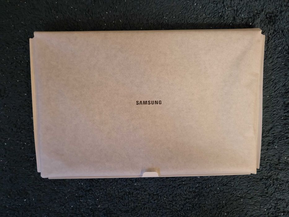 Etui Samsung Galaxy Tab S10+ S9+ S9+ FE Cover Slim Klawiatura 12.4