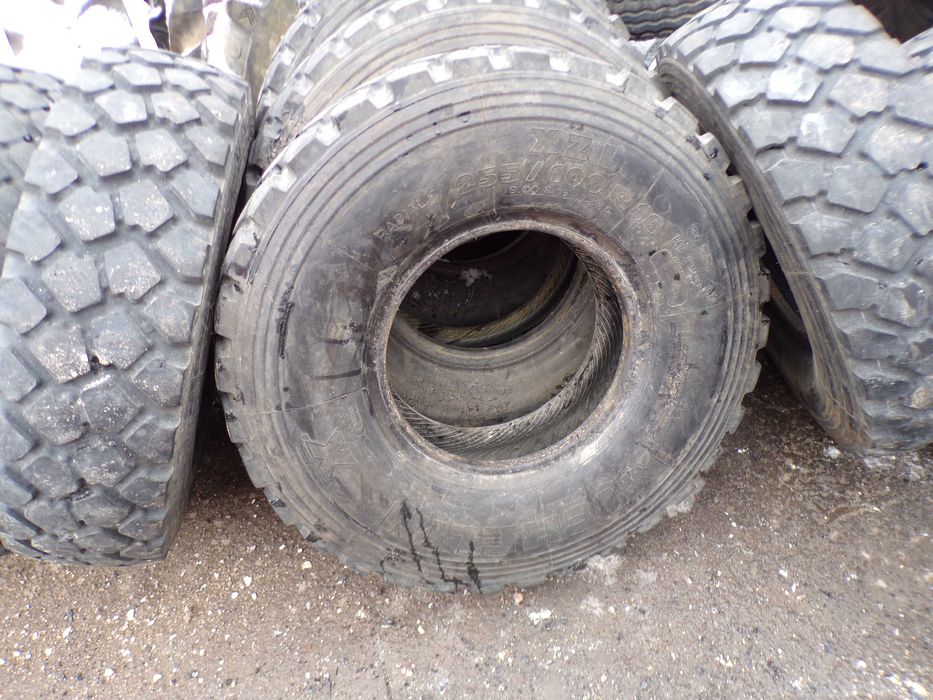 Opona 255/100R16 9.00R16 MICHELIN XZL (450 netto/szt.)