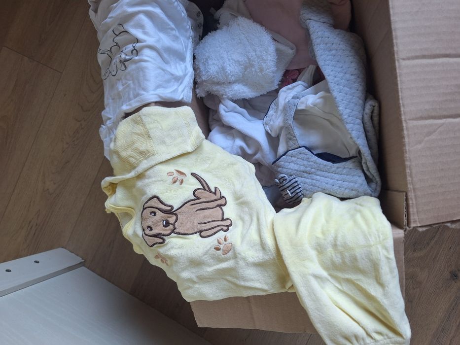 Paka ubranek dla dziewczynek 54-68