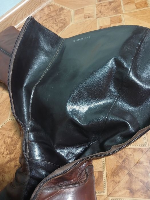 Шкіряні сапоги..