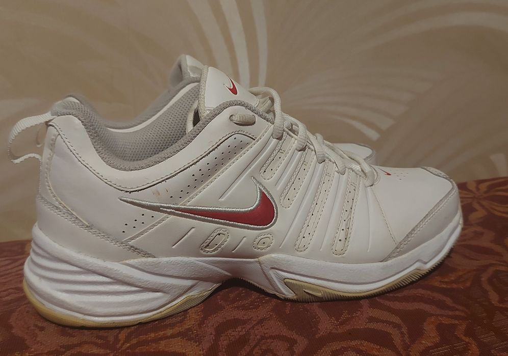 Nike t lite x, p.40