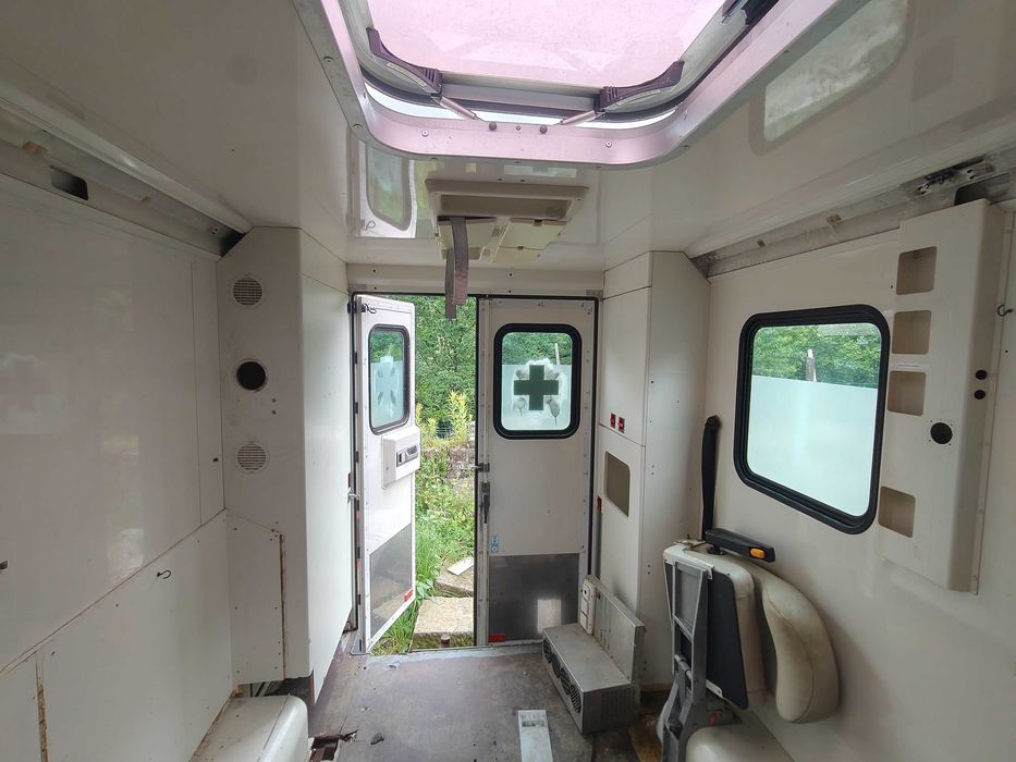 Kontener, karetka, nadstawka Sprinter Jelenia Góra Centrum • OLX.pl
