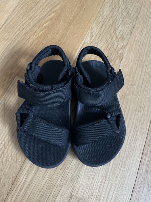 Босоніжки некст