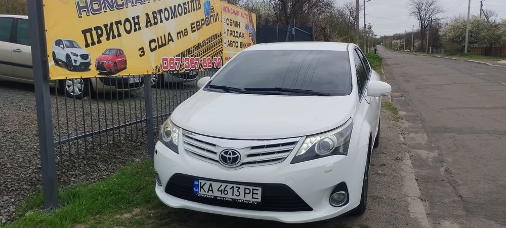 Продам Тойоту Авенсіс
