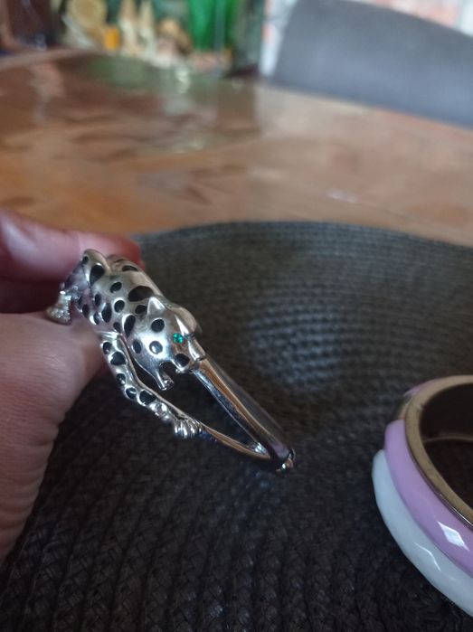 Браслет в стиле Cartier