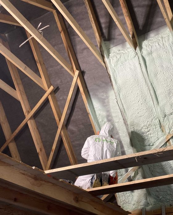 Ocieplenie poddasza piana PUR, Ocieplenie stropu pianką PUR
