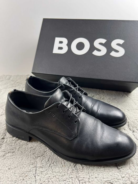 Połbuty męskie skórzane Boss Colby Derb 41