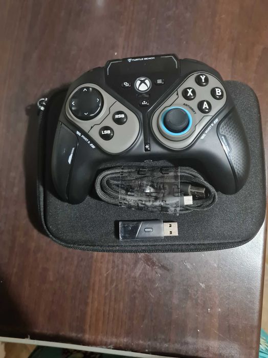 Pad Kontroler bezprzewodowy Turtle Beach Stealth Pivot Xbox Series X/S PC