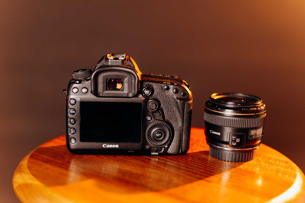 Продаю Canon 5D Mark 4, пробіг 1000кадрів