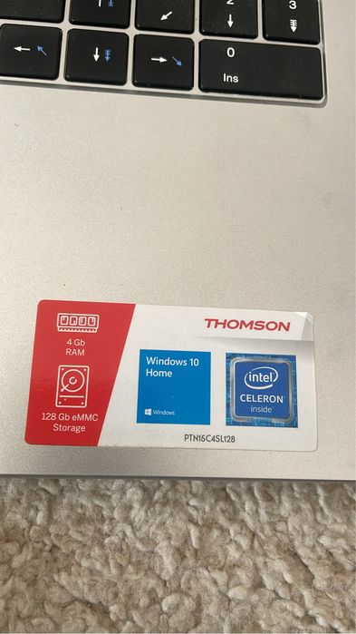 Portátil Thomson NEO 15 — 4GB RAM | 128GB