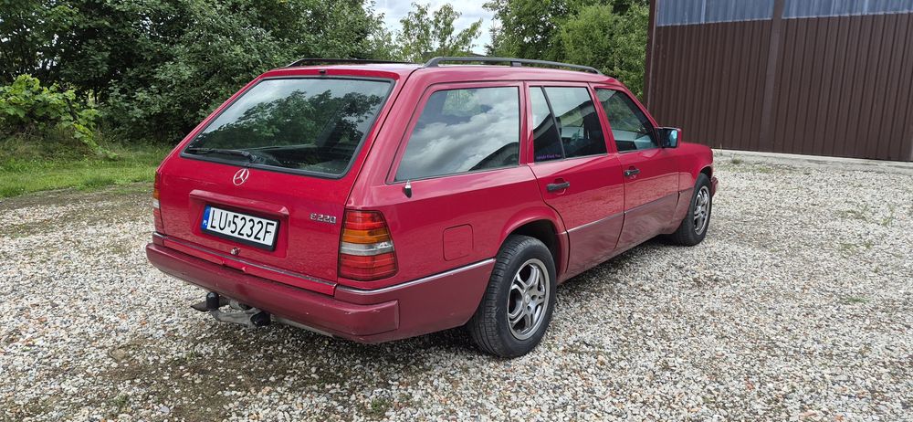 Mercedes-benz e220 w124