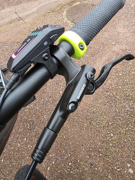 Rower elektryczny Cube Reaction pro 750