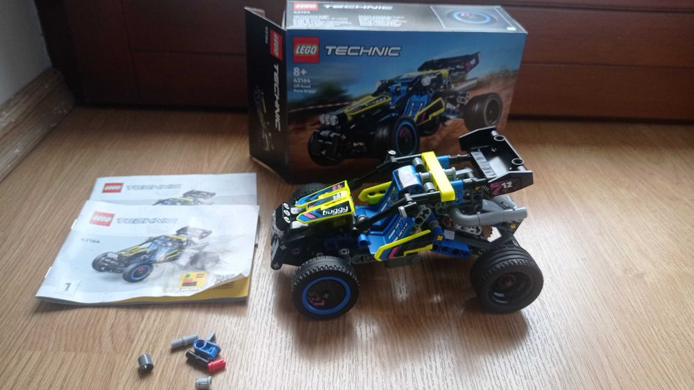 LEGO technic łazik wyścigowy