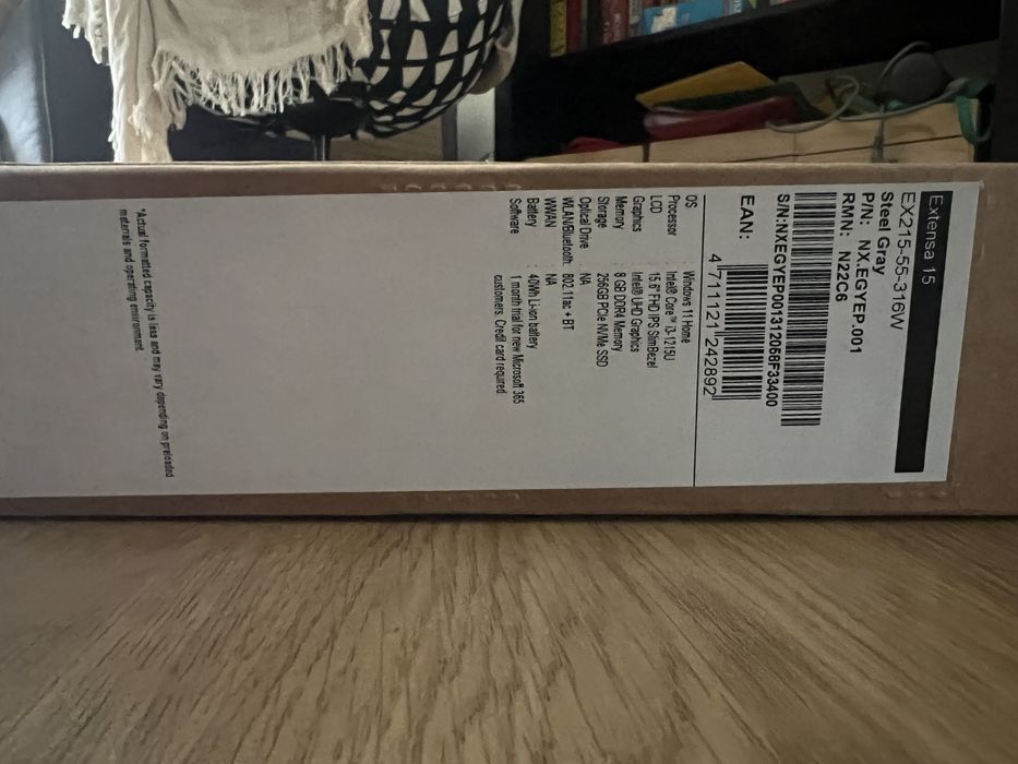 Sprzedam laptopa Acer Extensa 15 i3 8GB ram 256 GB gwarancja jak nowy