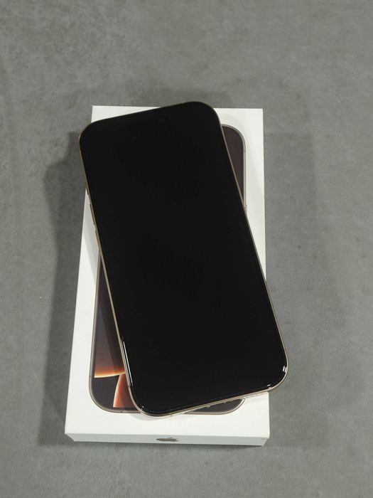 Iphone 16 Pro com Garantia