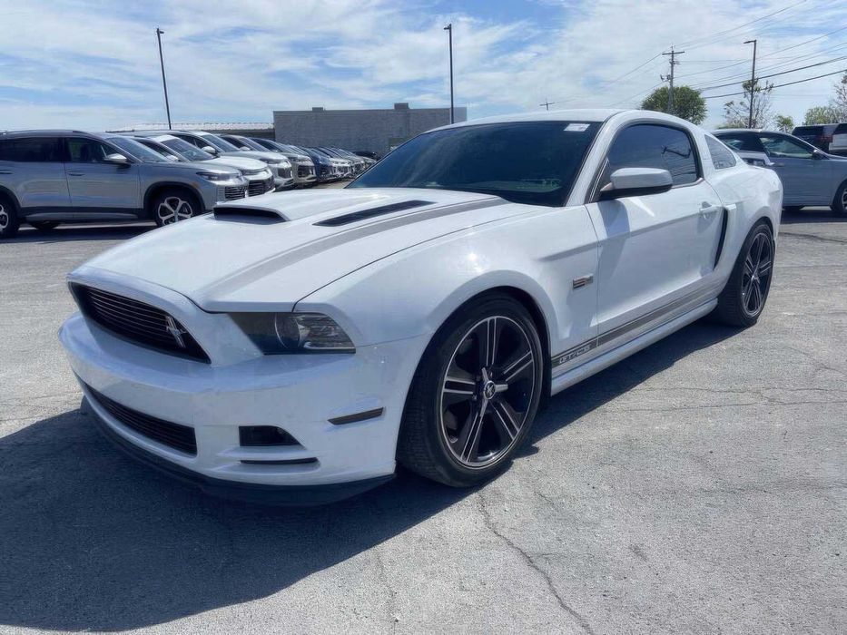 Ford Mustang      2014