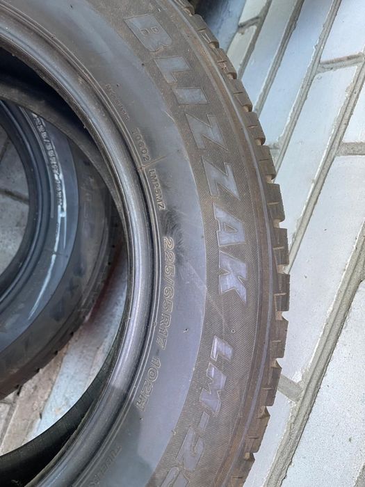 Зимові шини 225/65 R17 Nokian, Bridgestone, Lassa