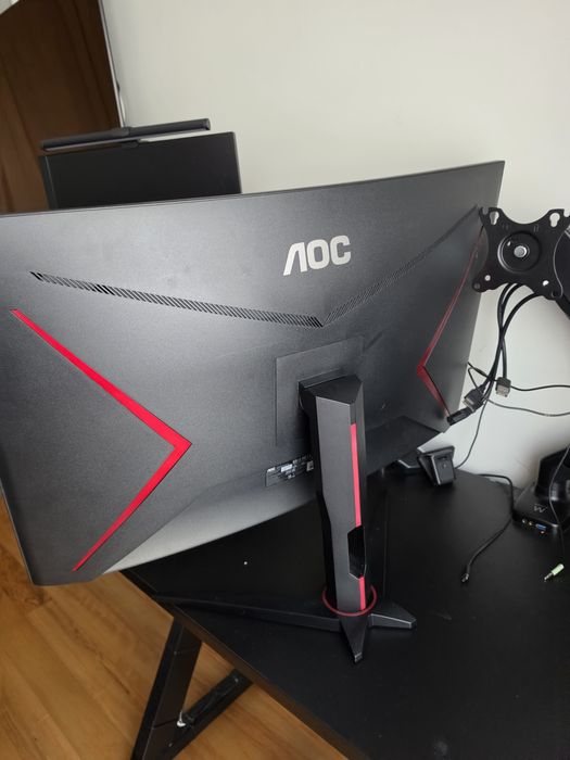 Monitor aoc C32G2ZE