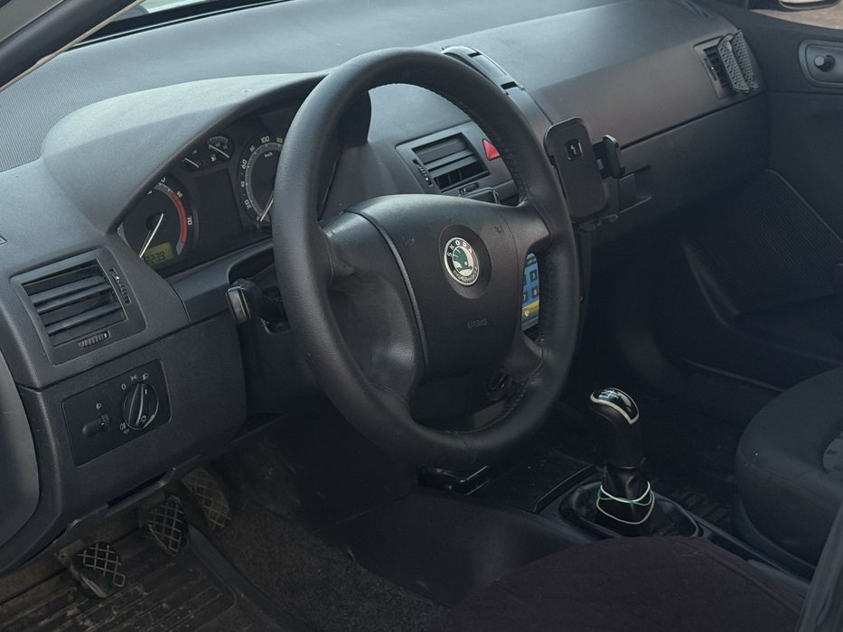 Продам Skoda Fabia 1.2 2006 рік