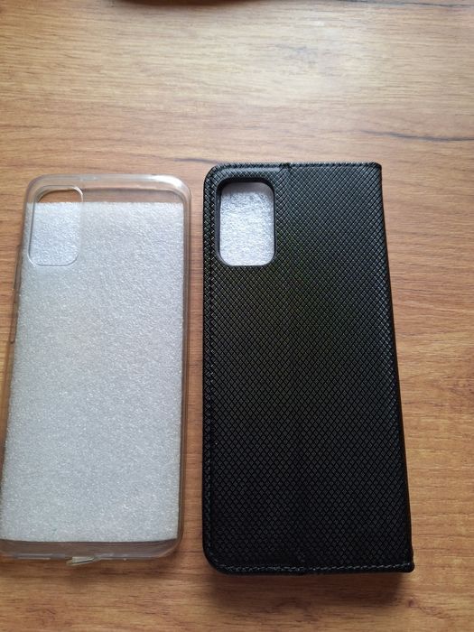 Sprzedam etui do redmi note 10