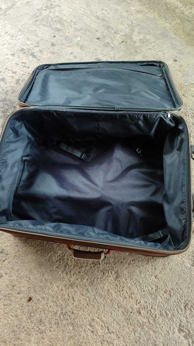 Malas de viagens usadas mas em muito bom estado