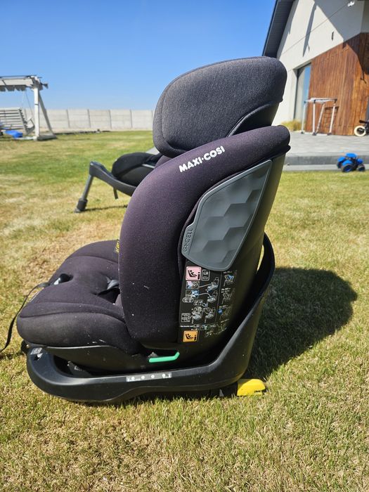 MAXI COSI Emerald Authentic Black Fotelik dziecięcy