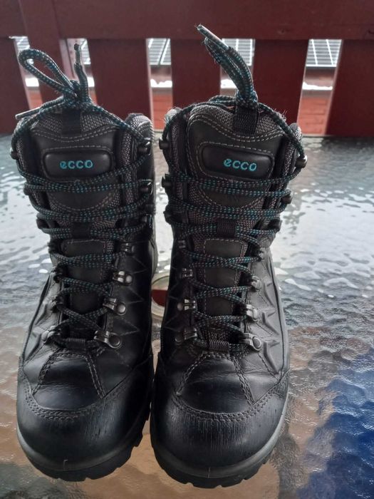 Buty trapery sportowe firmy ecco