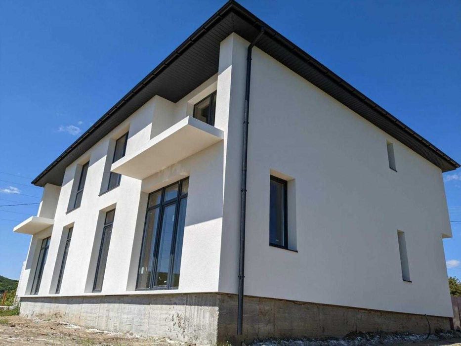 Продаж котеджу, Винники, вулиця Озерна