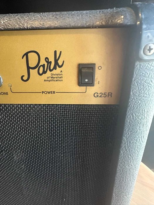 Amplificador Guitarra Park by Marshall G25R 25W Reverb