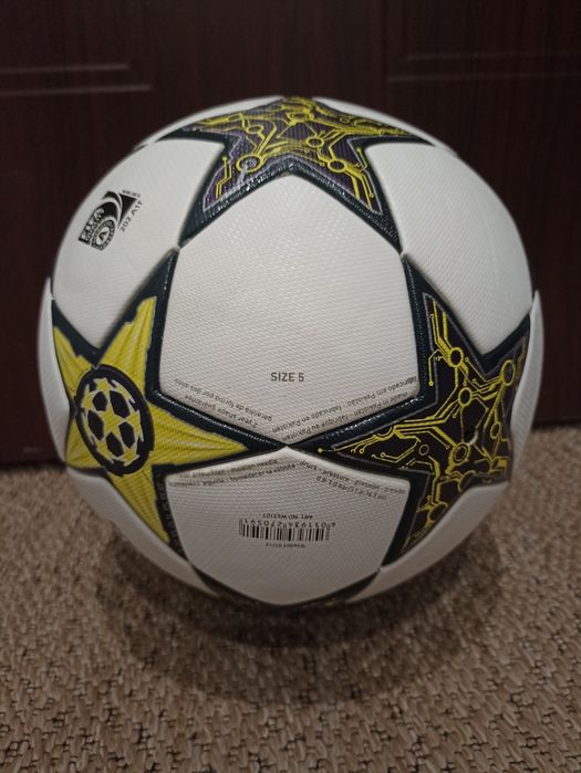 Piłka Adidas Champions League