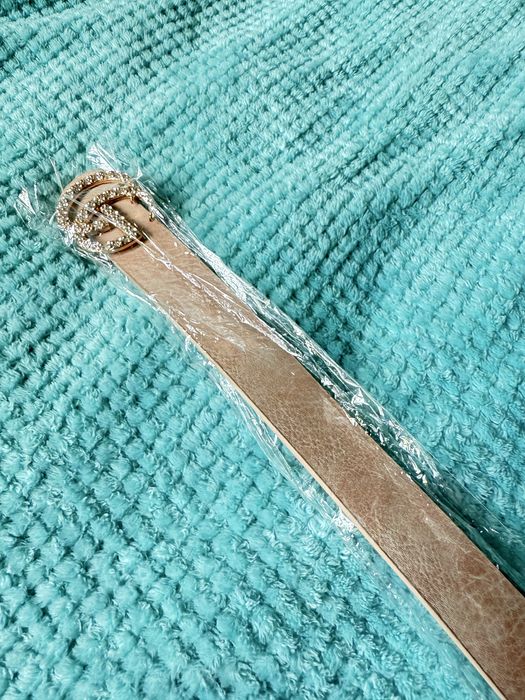 Piękny pasek cyrkonie róż