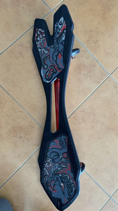 Skate de duas rodas novo