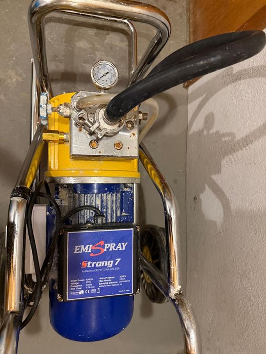 Vendo pistola de pintura airless de alta pressão " EMISPRAY Strong 7"