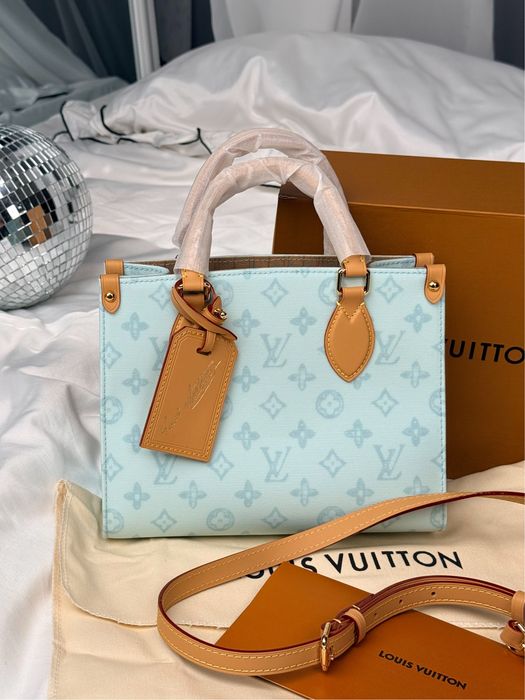Сумка Louis Vuitton Onthego PM Monogram Mint Monogram Textile
