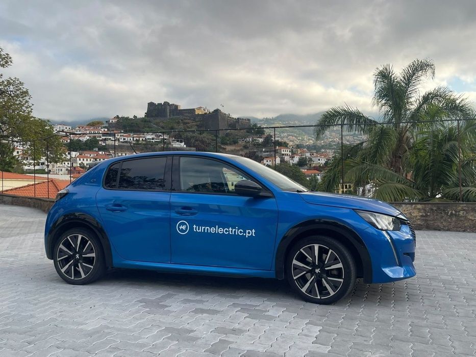 Peugeot e-208 50 kWh GT