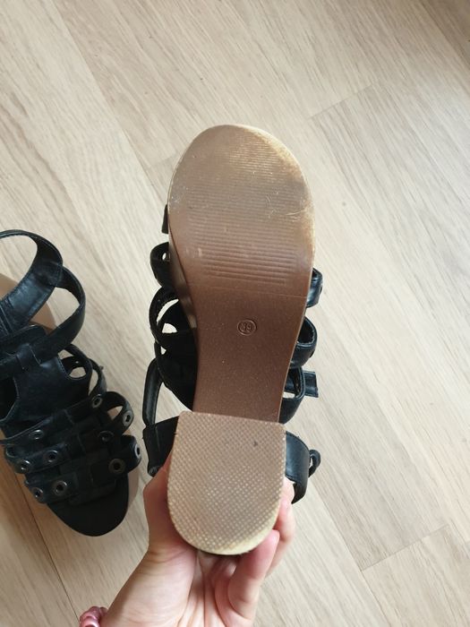 Чёрные кожанные туфли