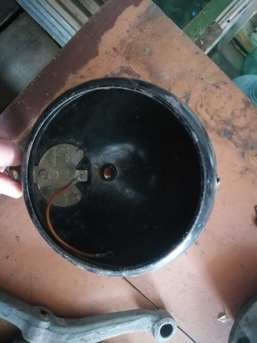 Корпус фары б\у.