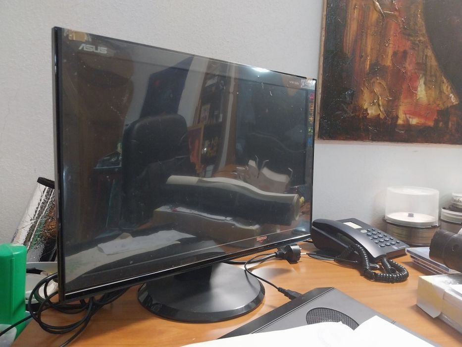 Monitor ASUS 19"