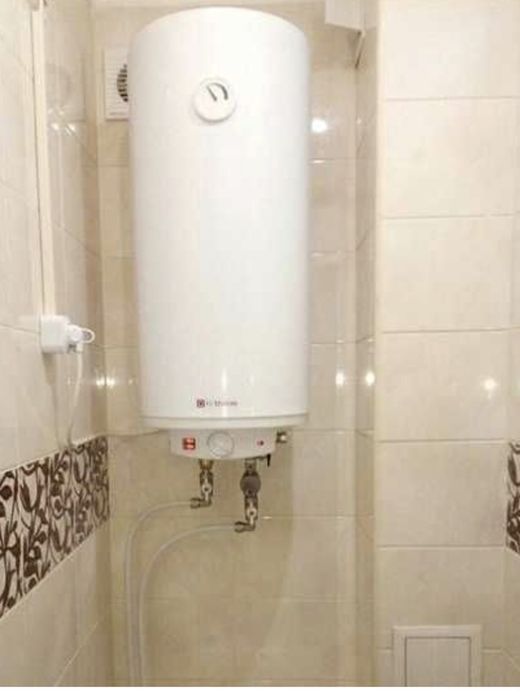 Встановлення бойлера . Сантехнічні роботи .