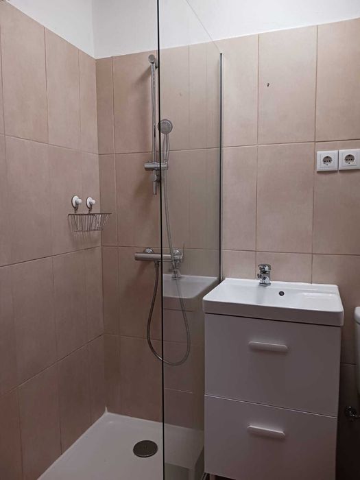 Quarto com wc privativo