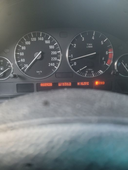 Продам бмв 735,2001 г.в.газ/бензин