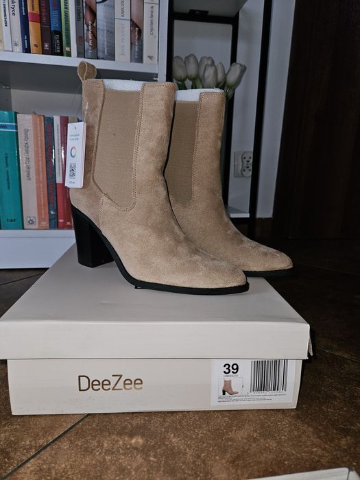Botki DeeZee jasny braz