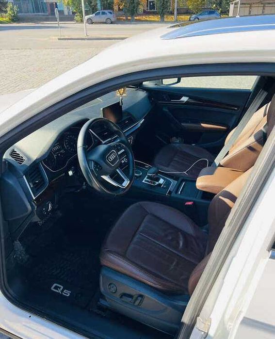 Audi Q5 2020 года