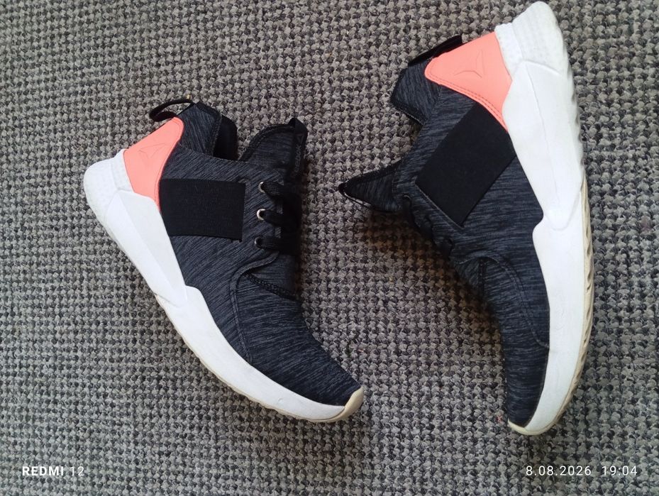 Buty do tańca, fitnessu damski model Reebok Guresu 1.0 r. 40,5